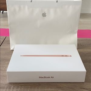 Packaging for 2019 Macbookair